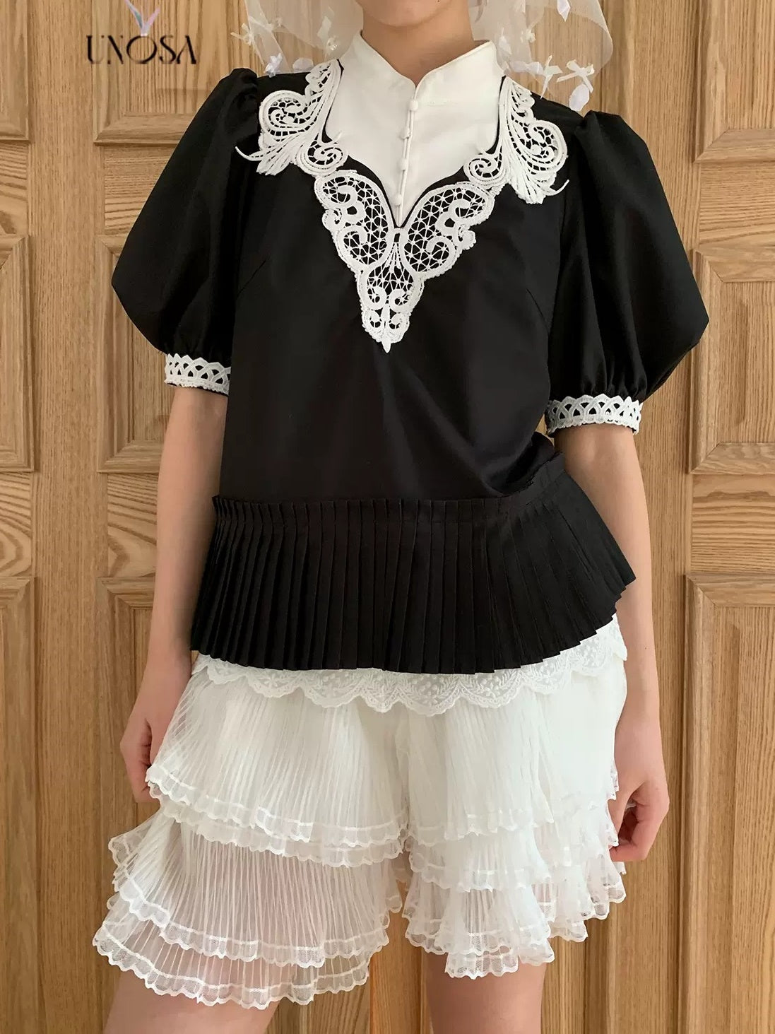 Lace Tiered Accordion Pleated Culottes