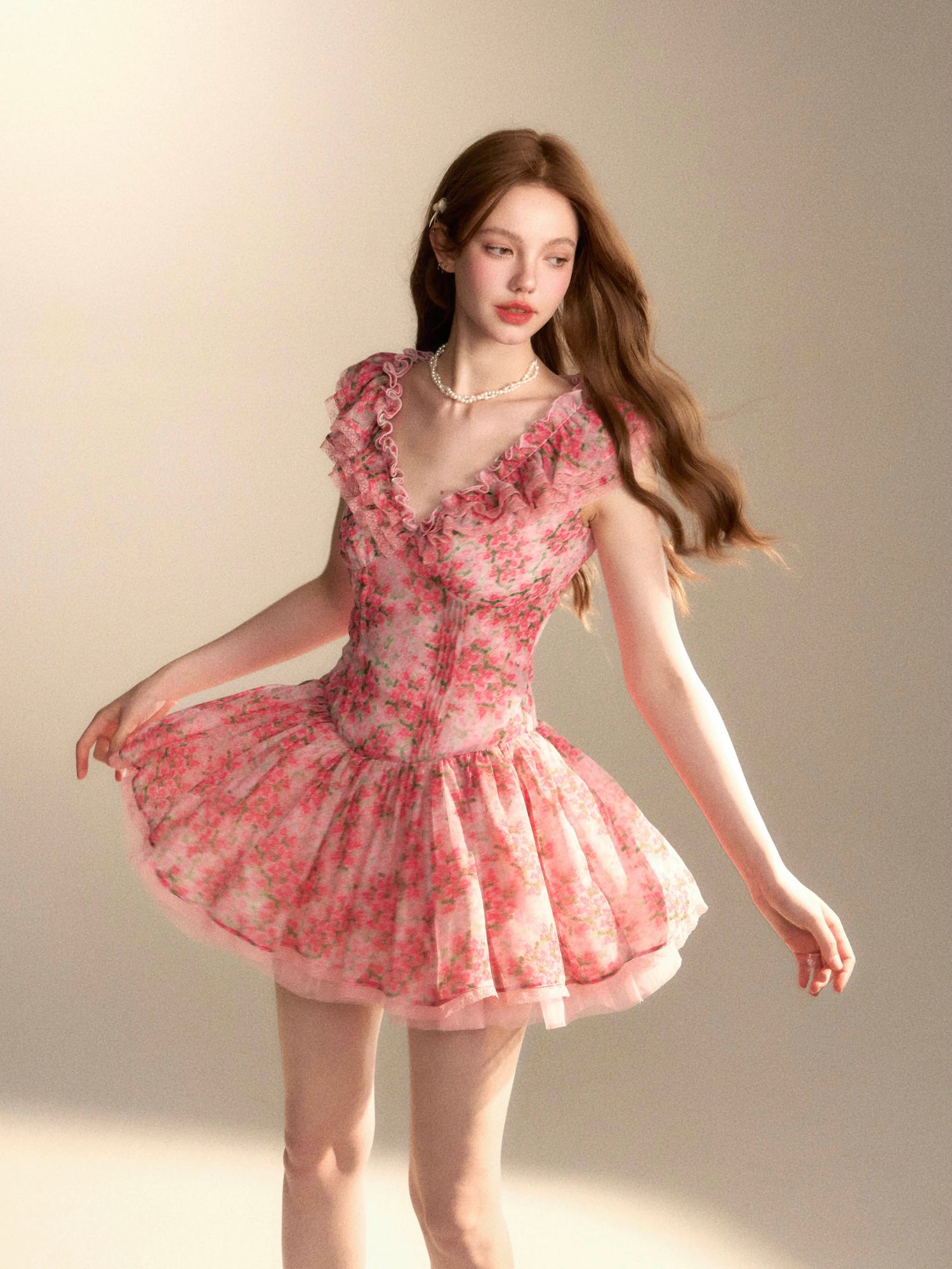 Frill V-neck Waist-Cinching Puffy Floral Dress