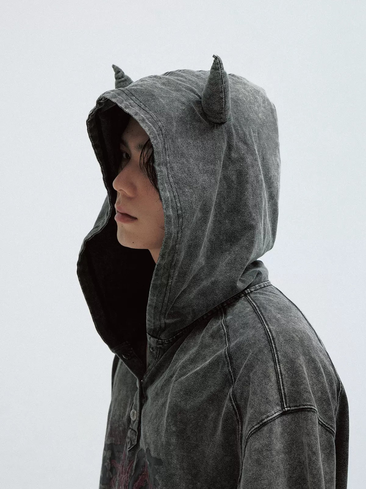 Devil Old Washed Hooded T-shirt