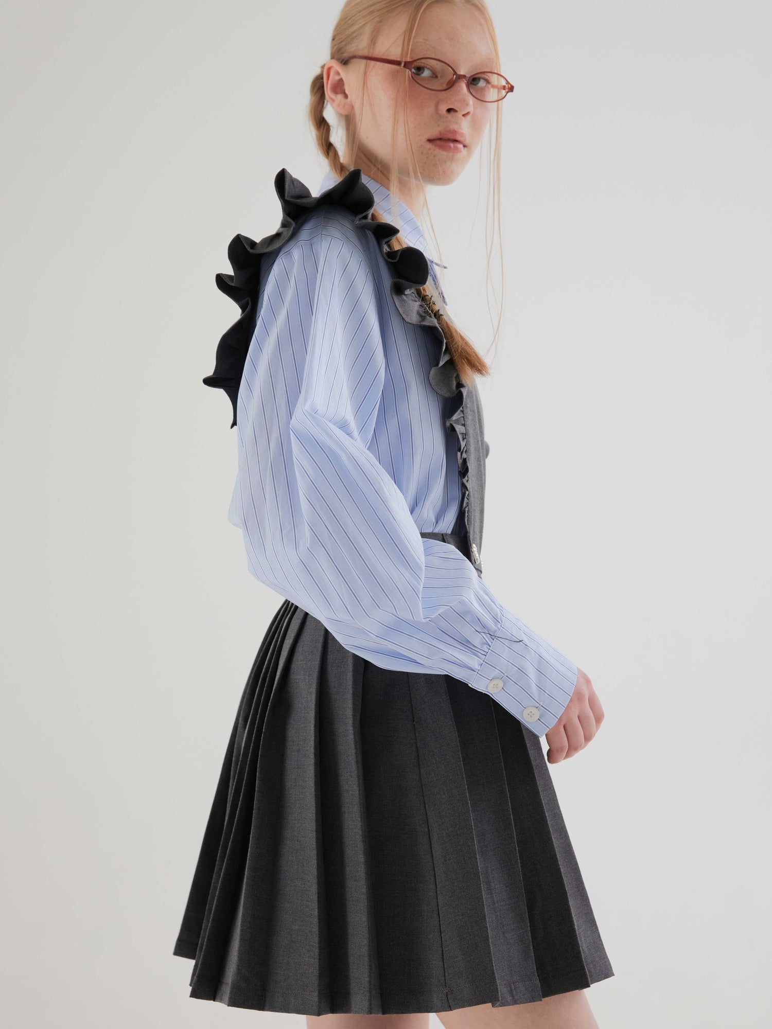 Flying Sleeve Detachable Pleated Reversible Skirt