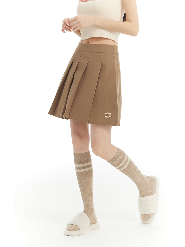 PLEARTS FLARE SHORT CASUAL SKIRT