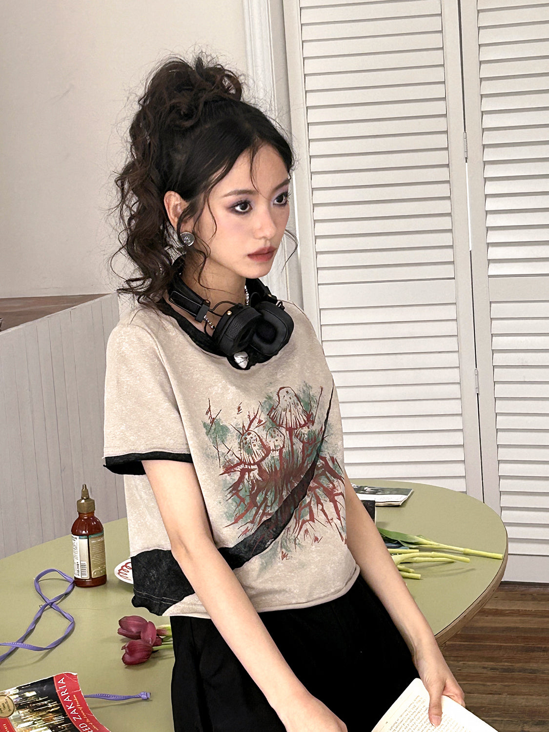 Vintage Damage Casual Modest Print T-shirt