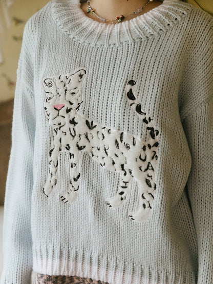 Leopard -Stickerei loser Strickpullover