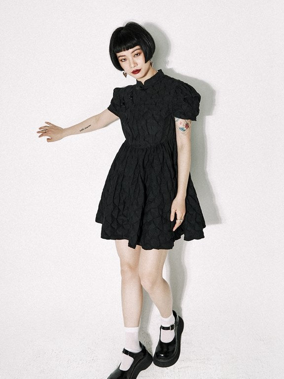 Embroidery Puff-Sleeve Short ONE-PIECE --CHEMICAL GIRL – ARCANA 