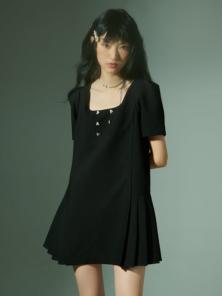 Plain Square-neck Pleated One-piece