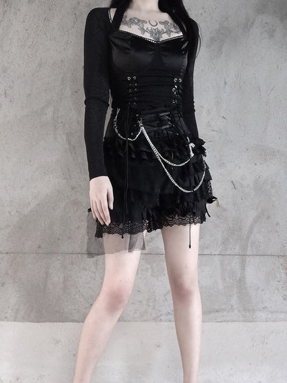 Gothic Lace Chain Short-Pants