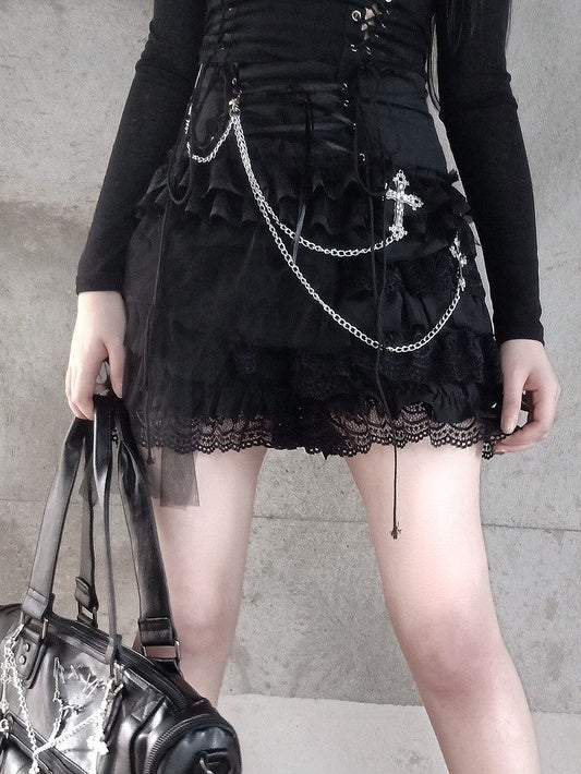 Gothic Lace Chain Short-Pants