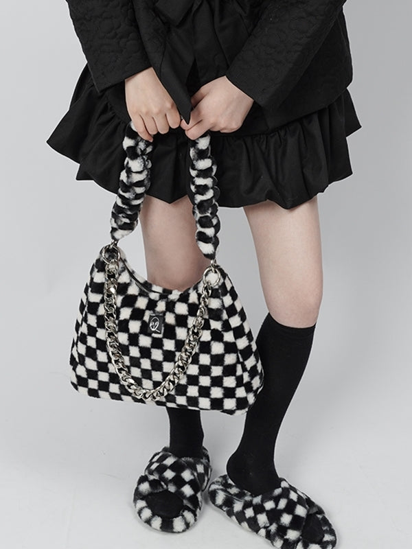 CHECKERBOARD PLAID CHAIN ​​SHOULDER FUR BAG