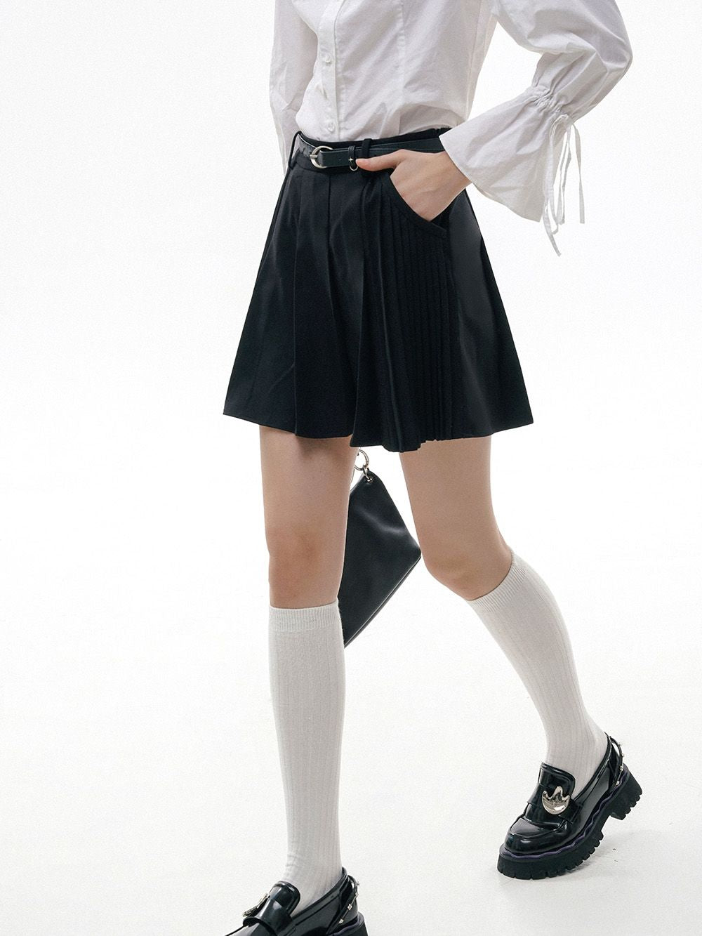 PLEATS SHORT GIRLY CASUAL SKIRT