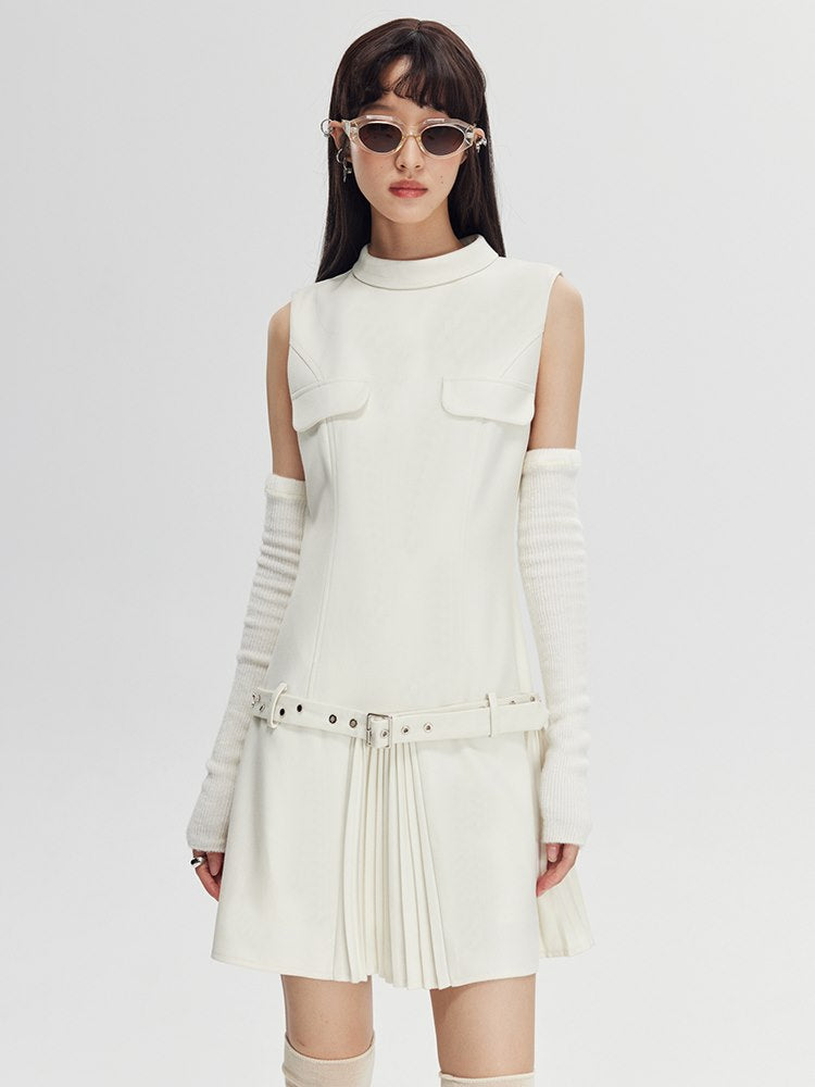 Pleats College-style Belt One-piece