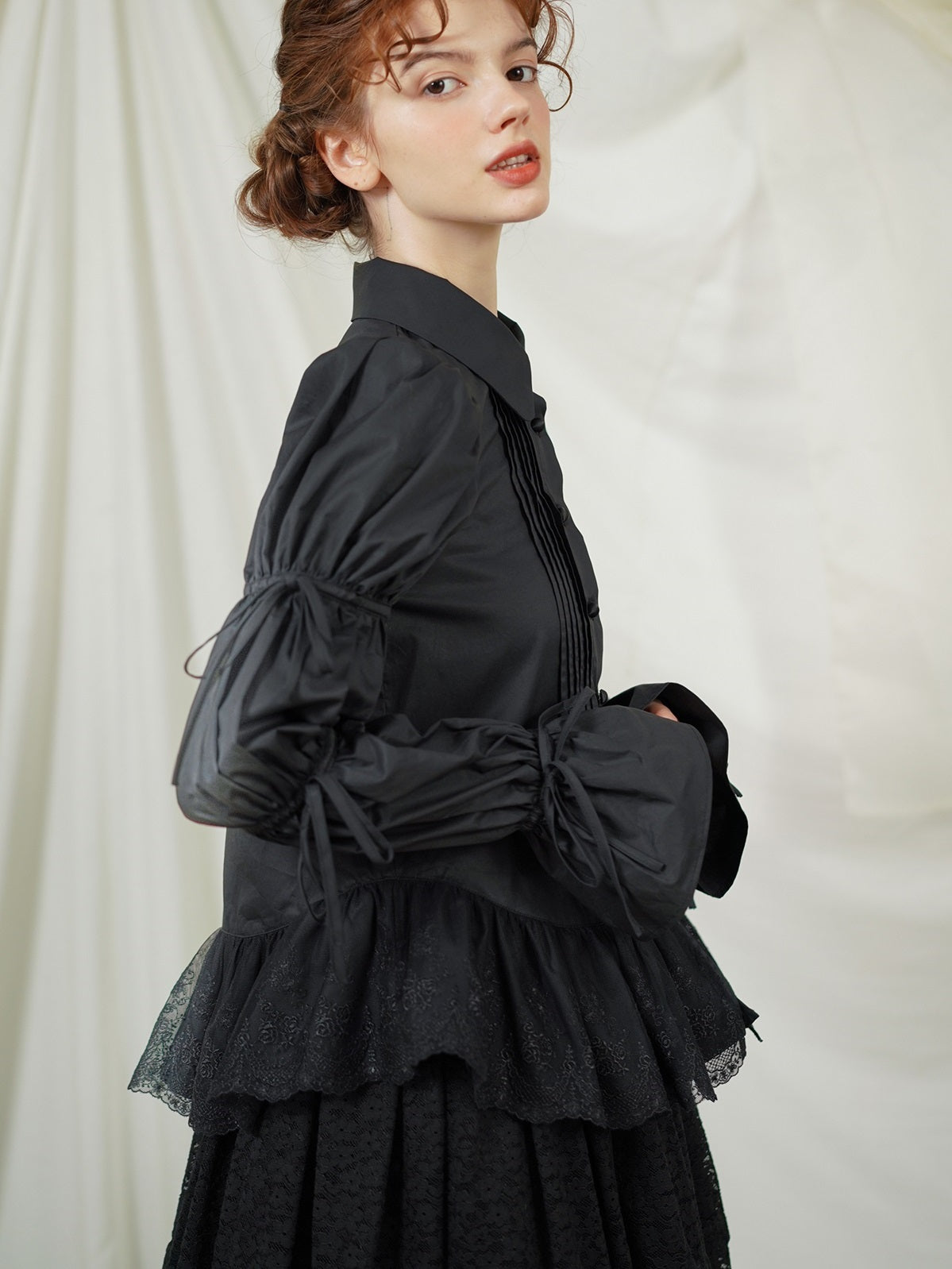 PEPLUM LACE MAMLUK-SLEEVE BLOUSE