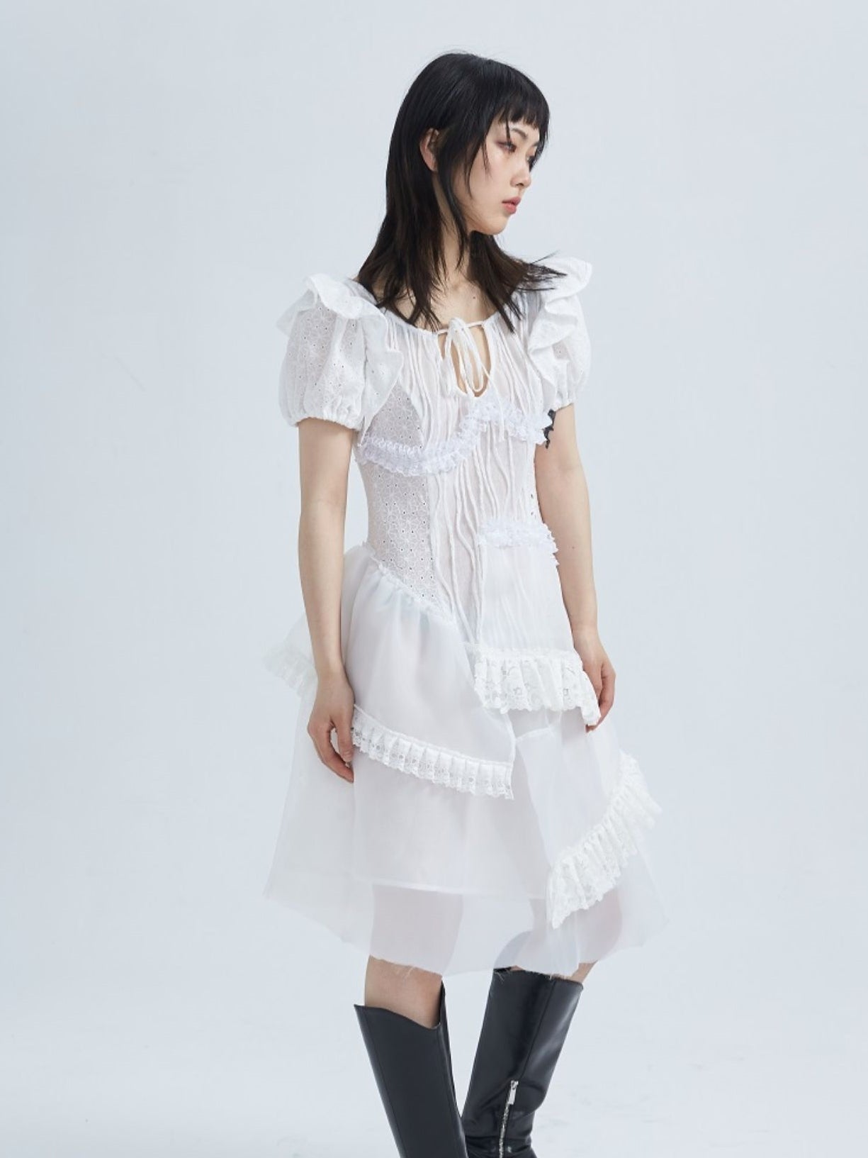 IRREGULAR EMBROIDERY LACE PUFF-SLEEVES ONE-PIECE