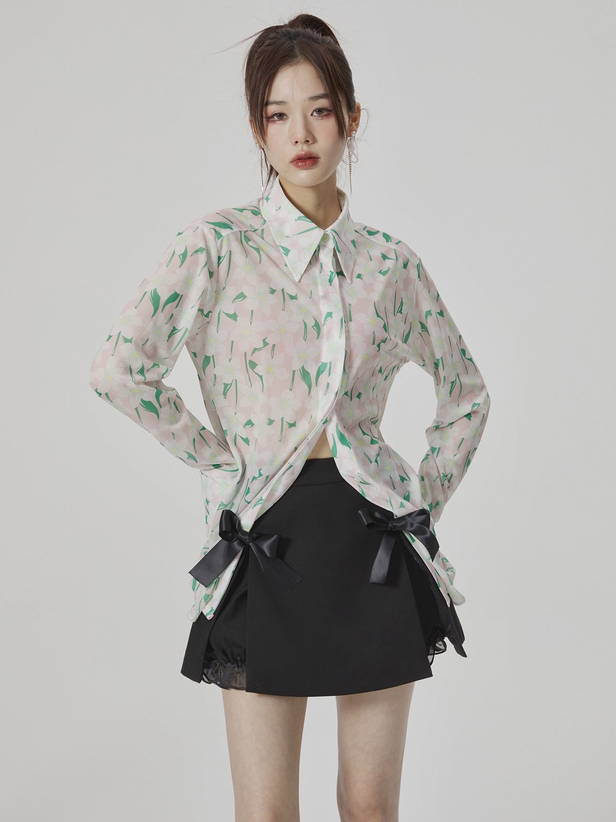 Flower Nichi Ribbon Blouse