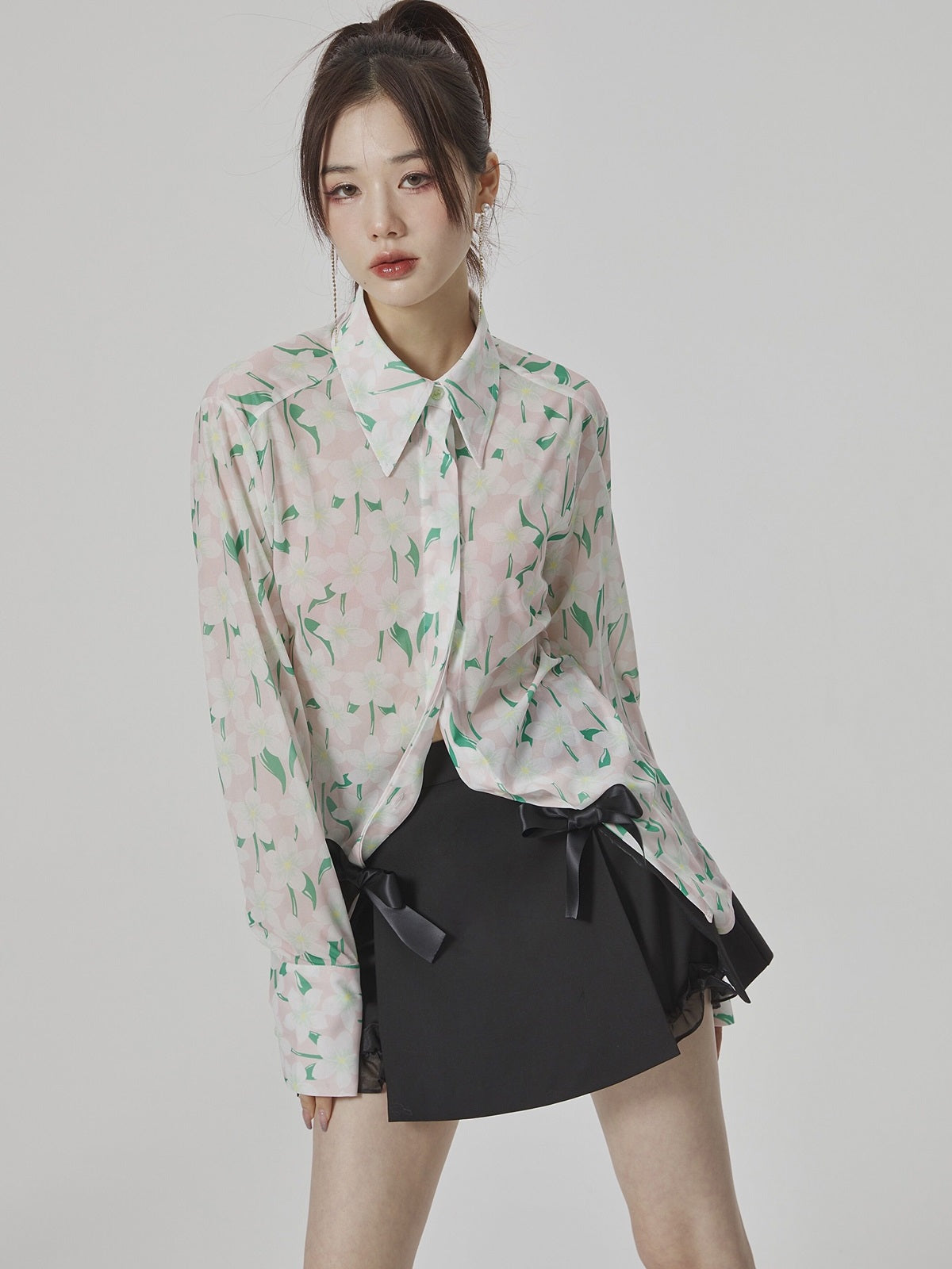 Flower Nichi Ribbon Blouse