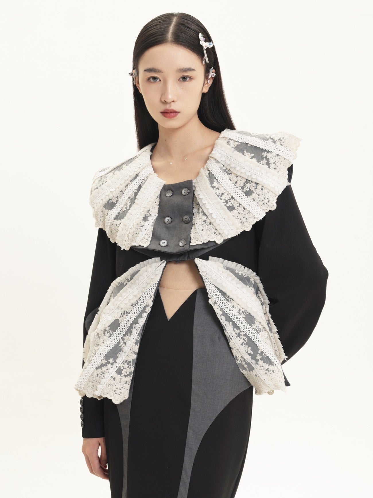 NICHI BACK-CONSCIOUS GOTHIC LACE-COLLAR