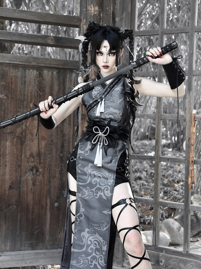 Gothic Cosplay Slit Wildleder China Ein-Stück