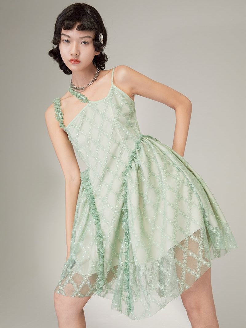 GREEN LACE IRREGULAR HEM SPLIT SLING Dress