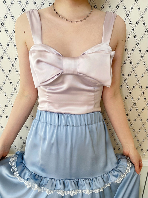 Camisole sucrée en satin brillant