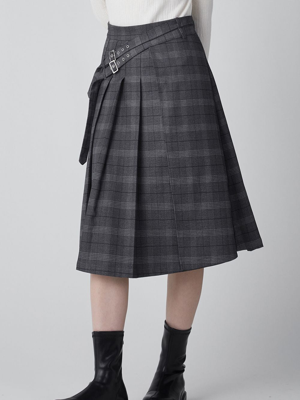 COLLAGE-STYLE PLEATS LONG PLAID SKIRT