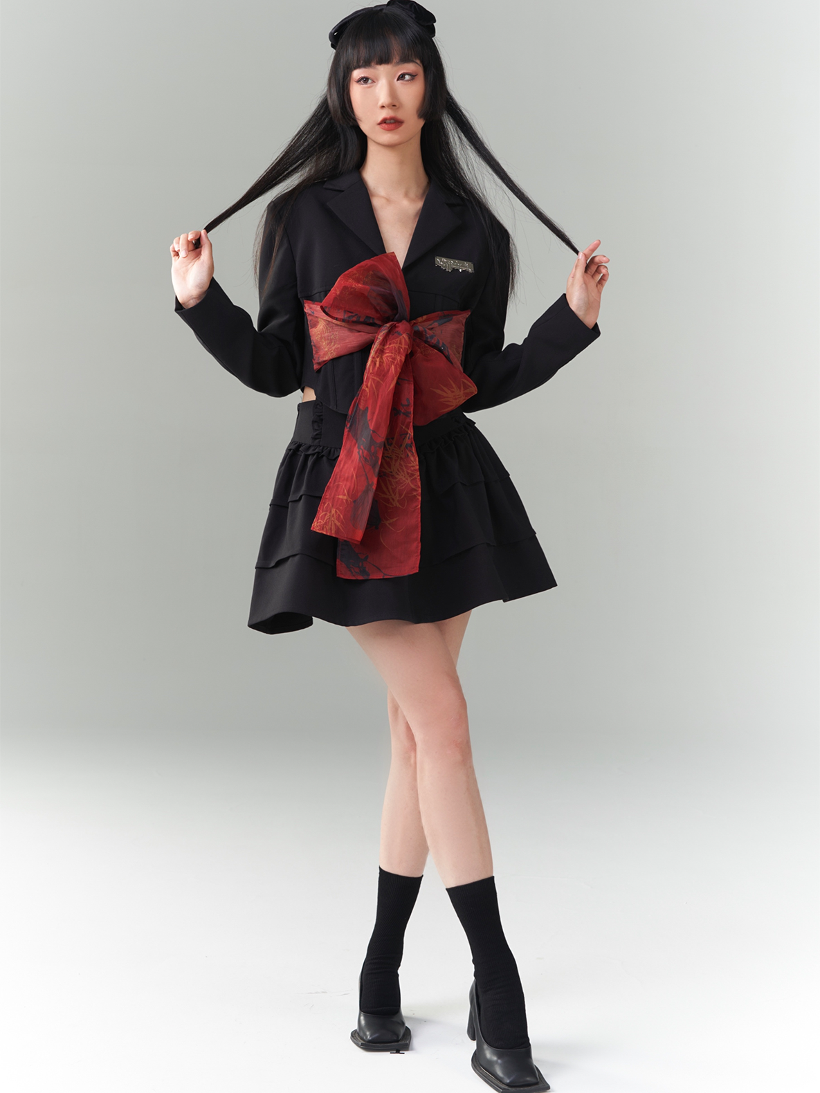 Back-Ribbon 2WAY NICHI FRILL TIERED JACKET &amp; SKIRT