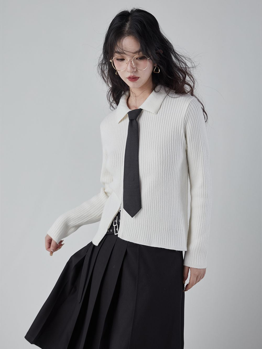 Asymmetry Fastener Polo-Neck Mature Knit