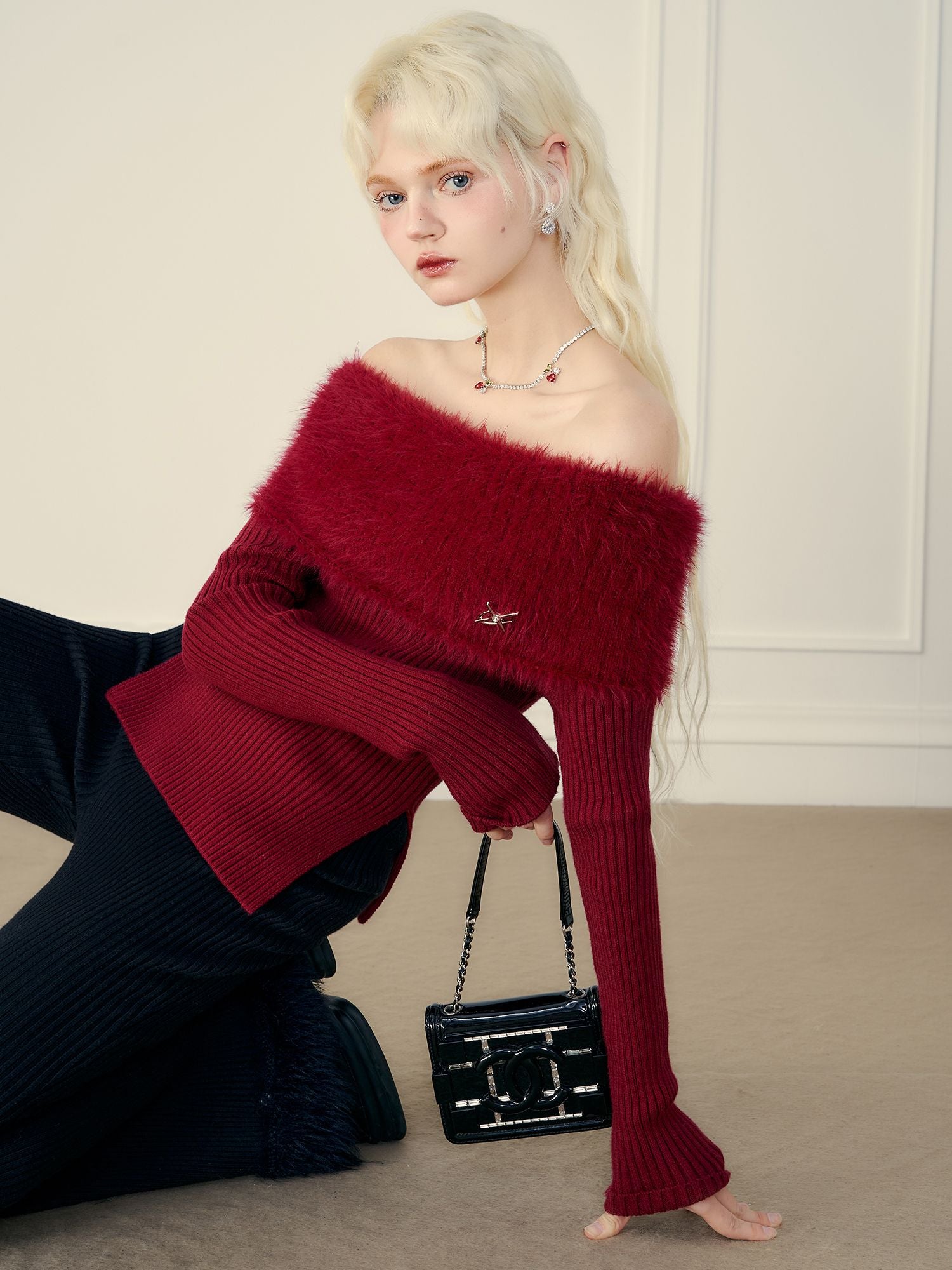 Off-Shouder Side-Slit Fur Rib-Knit