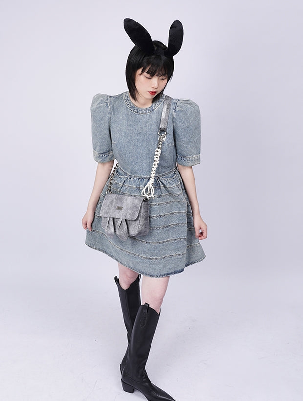 Rabbit-EAR SQUARE FLAP SHOULDER-BAG