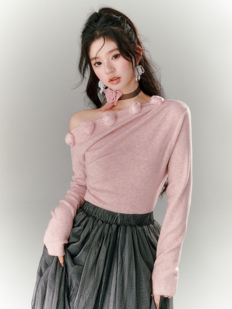 One-Shoulder Slim Rose-Motiv Cutsew