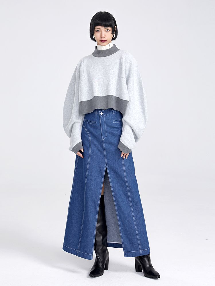 Cropped Loose Bi-color Slit Knit