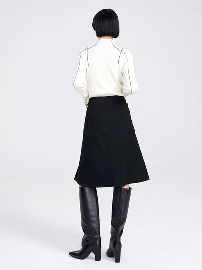 Simple High-Neck Monotone LINE KNIT