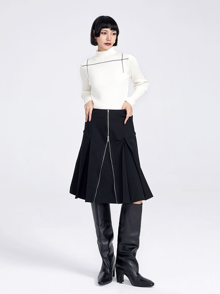 Simple High-Neck Monotone LINE KNIT