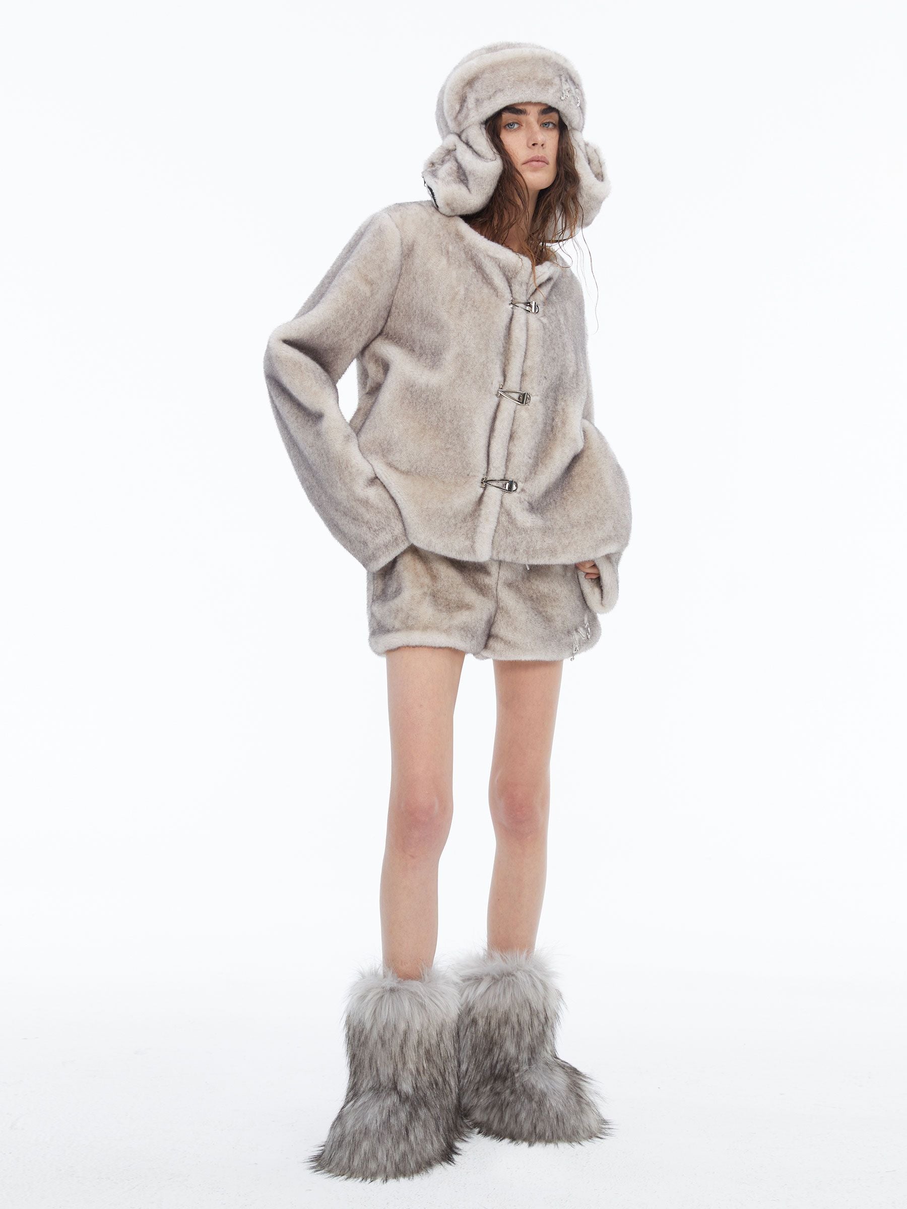 BOA HOODIE FLUFFY TOPS &amp; SHORT-PANTS