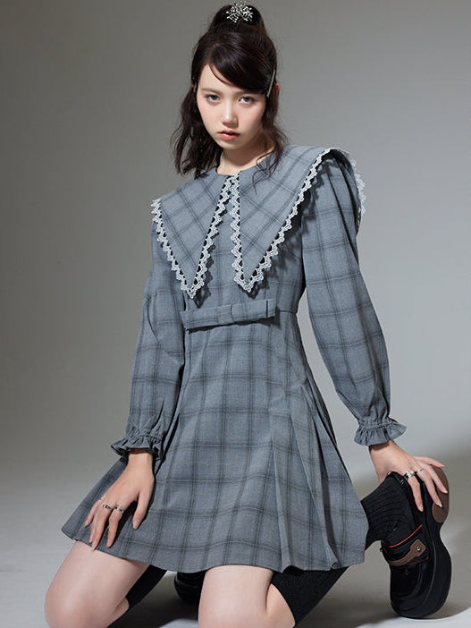 Large Lapel Plaid Pleated Dress