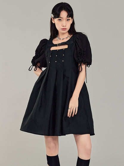 Robe noire rivet de boucle en cuir