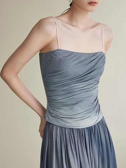 Twisted design Three-dimensional pleated sling