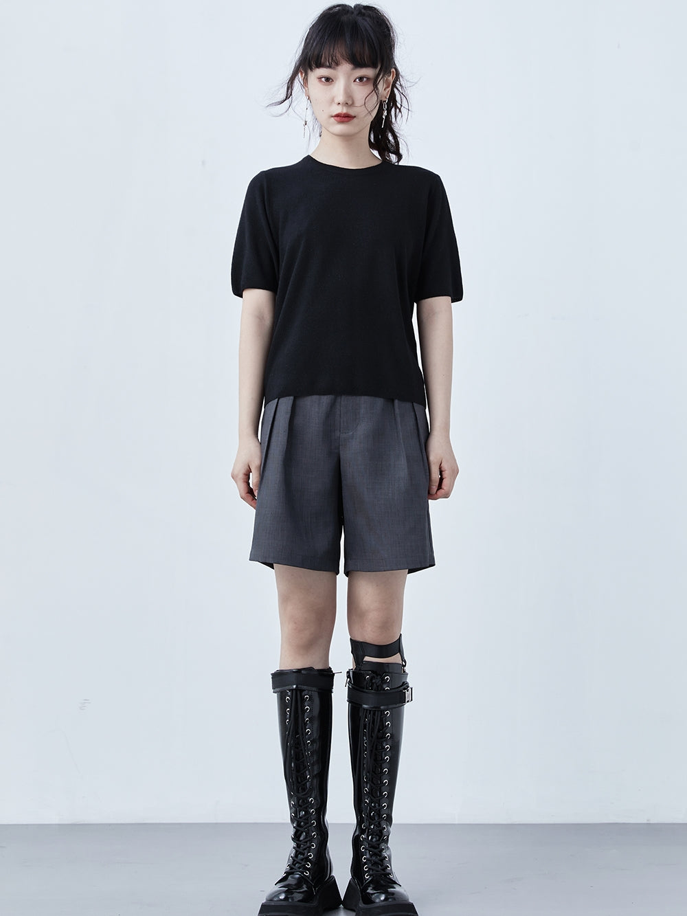 Round Neck Short-Sleeed T-Shirt