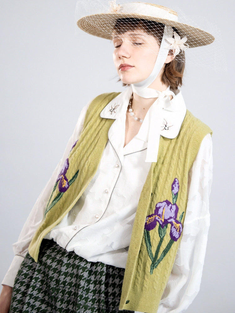 Retro EMBROIDERY FLOWER KNIT VEST