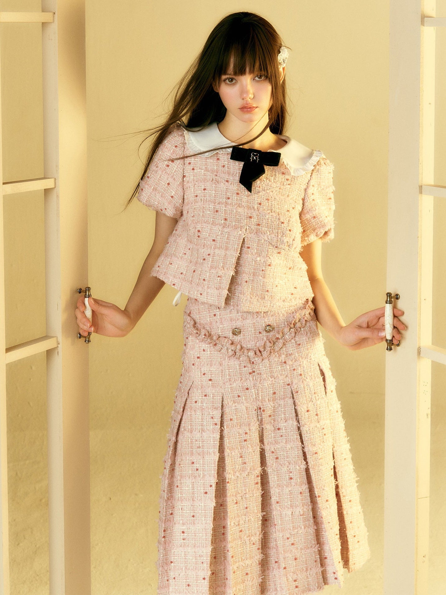 Little Fragrance Doll Collar Top &amp; Pleated Skirt