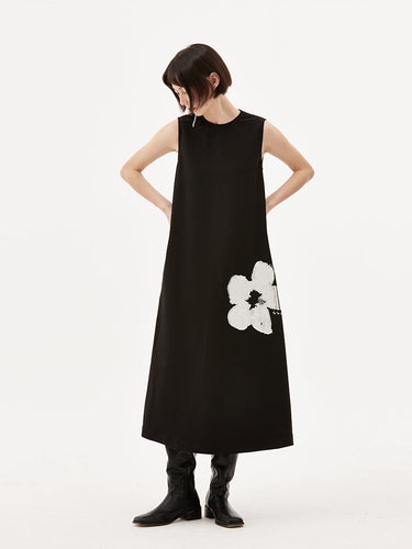 Summer Arrival Cartoon Animals and Flower Embroidered Pattern Fly Sleevels Single Breasted Dress for Stylish Girls