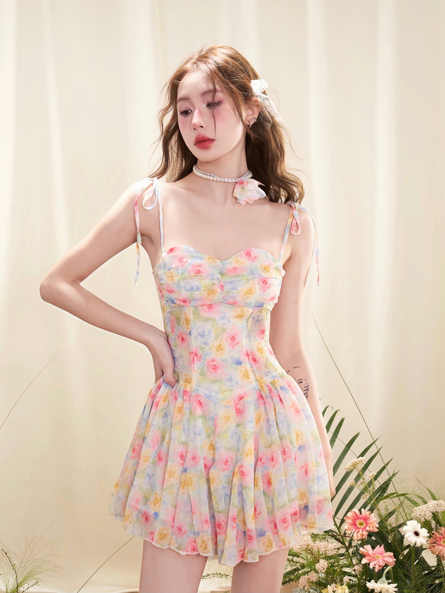 Smudged Floral Suspender Dress With Rose Pearl Necklace