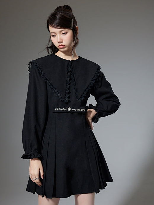 Large Lapel Black Dress