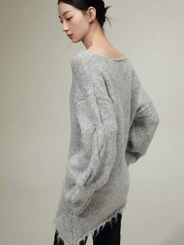 IRREGULAR RAW EDGE HOLE SWEATER