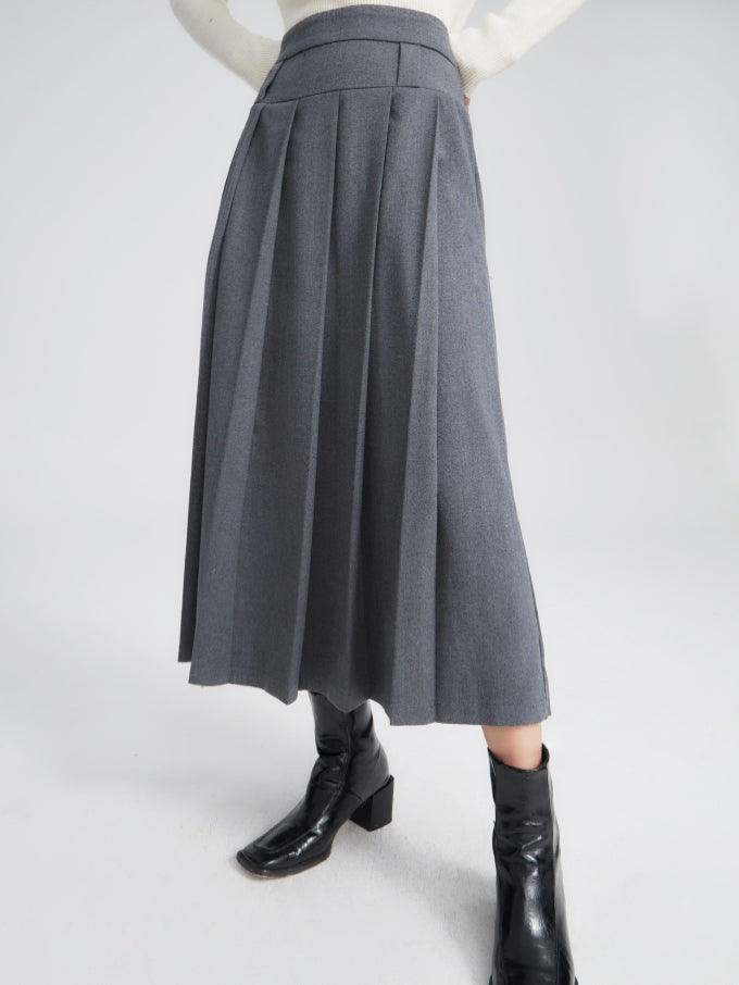 A-line high waist pleated skirt