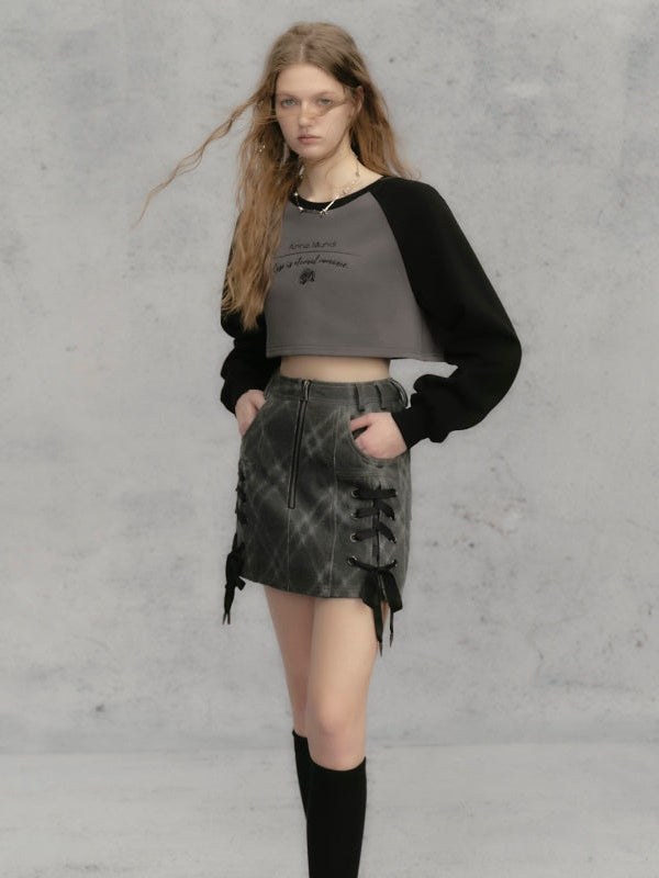 Letter Long-sleeved Cropped Sweat ＆ Skirt