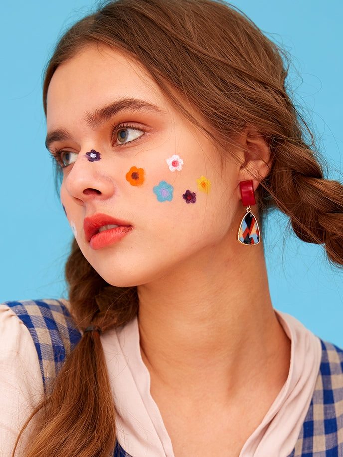 IRREGULAR COLOR MATCHING GEOMETRIC EARRINGS