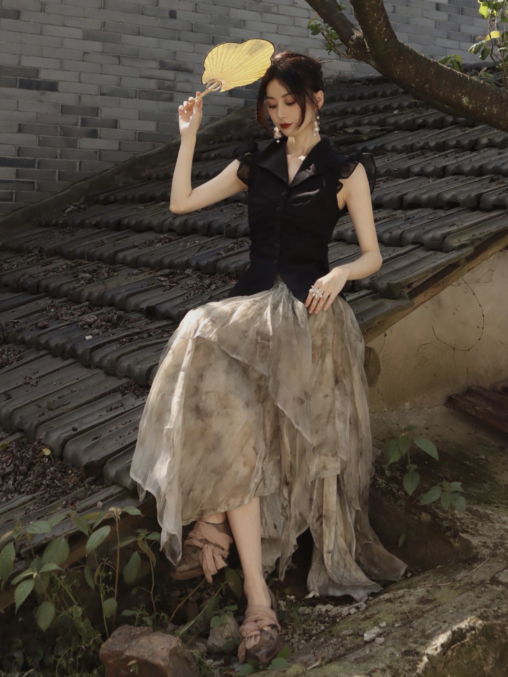 Flying Sleeve Pleated Shirt