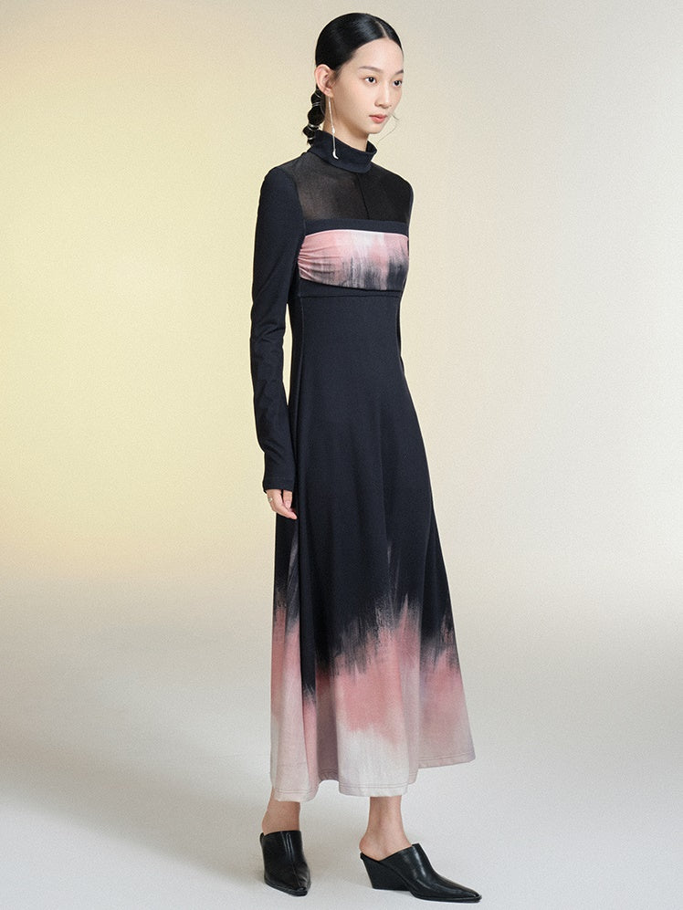 Printed Turtoreneck Slighting Reveling Dress