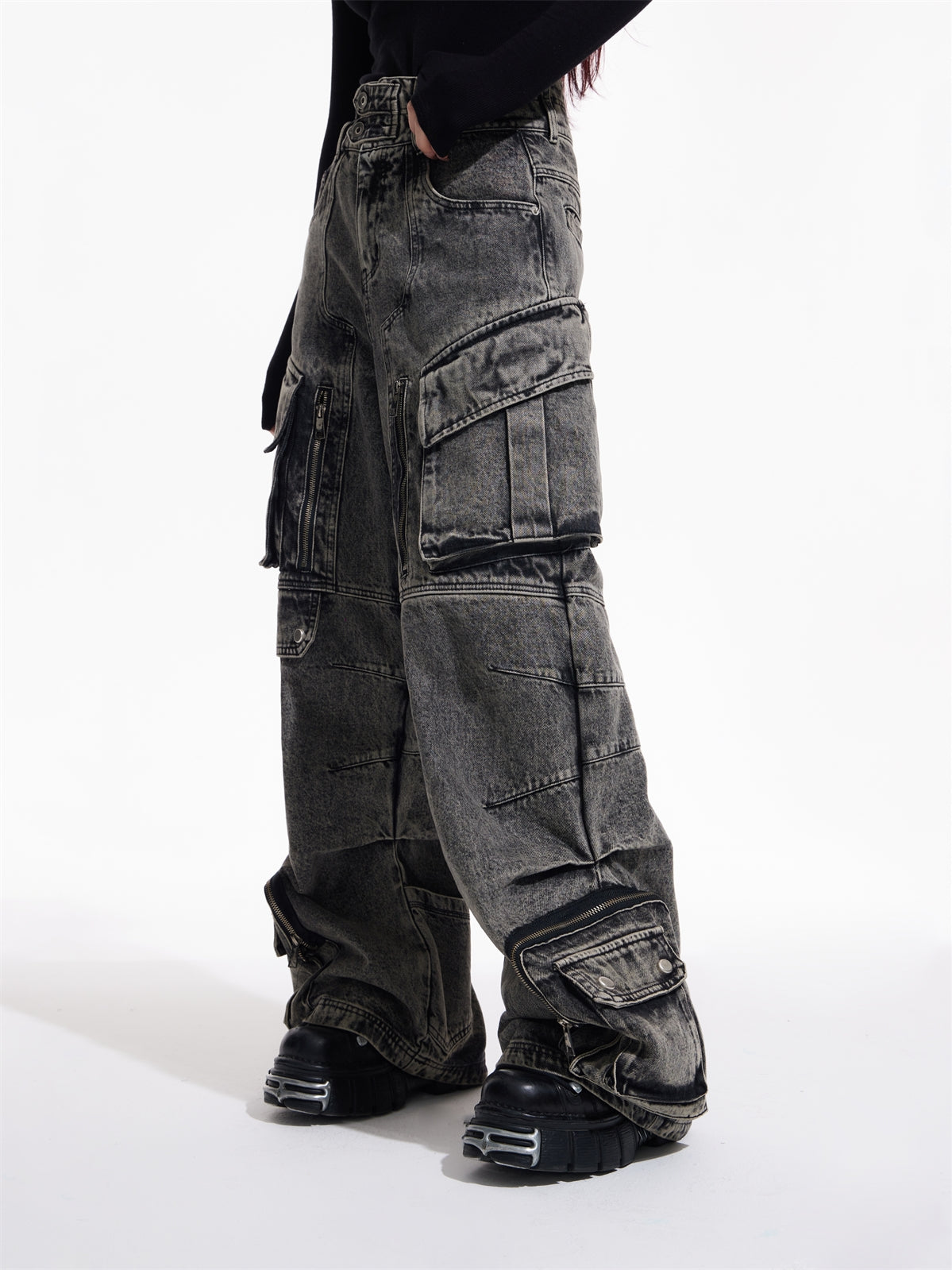 Work Style Multi-pocket Jeans ARCANA ARCHIVE –