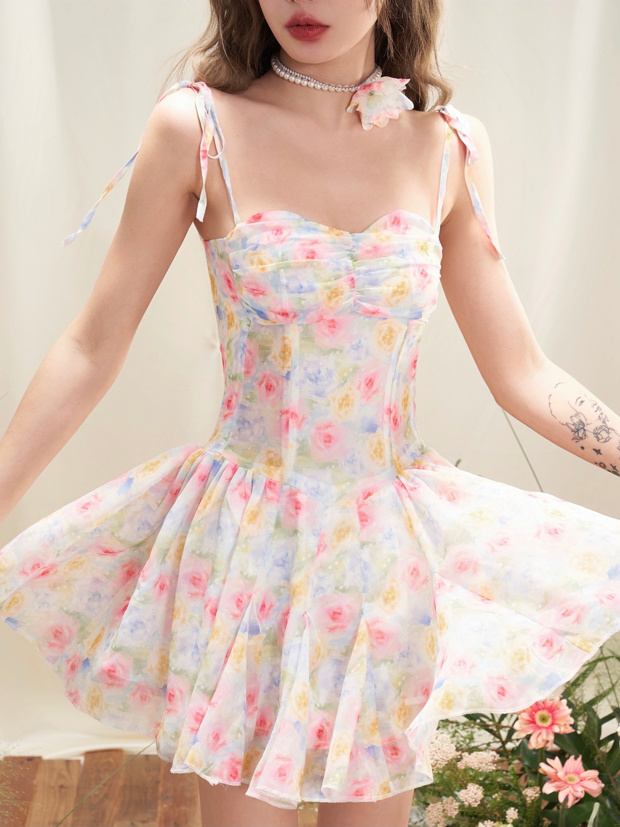 Smudged Floral Suspender Dress With Rose Pearl Necklace