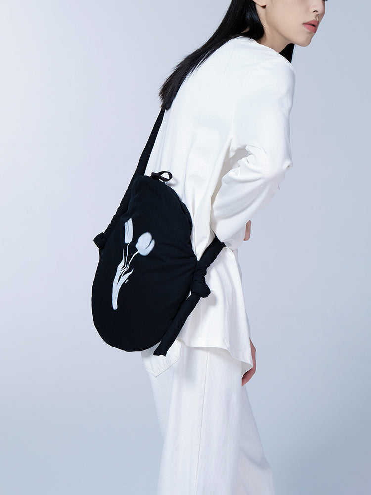 Tulip Flower Monotone Egg-shape Shoulder-bag - SALTHe – ARCANA ARCHIVE